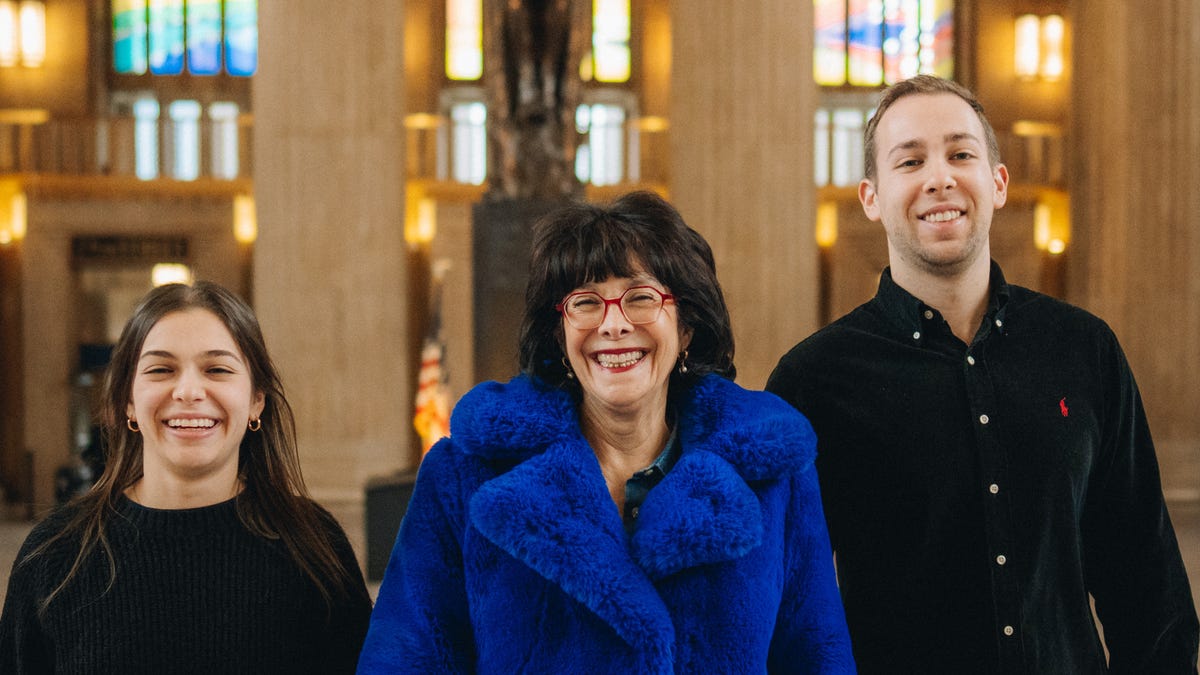 How Does a Family Celebrate Father's Day at a Grave?