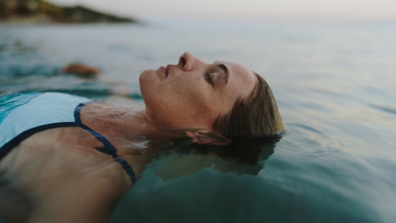 What Are the Benefits of Bathing in Seawater?