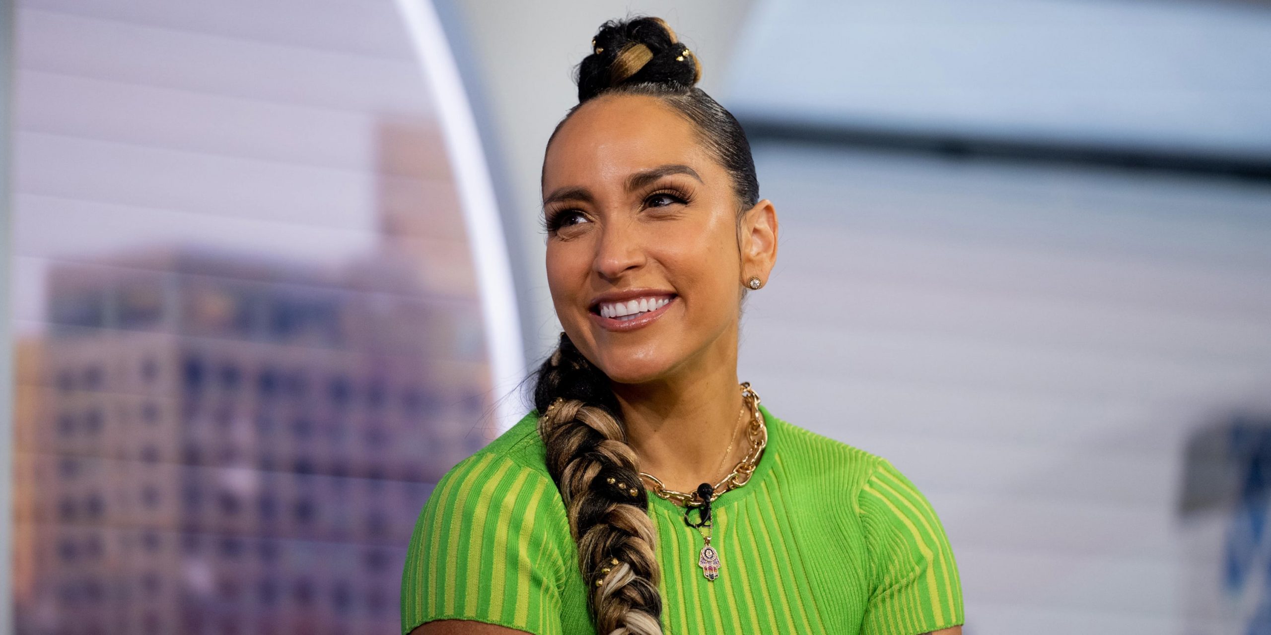 What can we learn from Robin Arzón's journey with chronic illness?