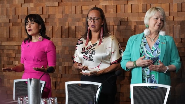 What factors contributed to the decline in life expectancy among First Nations people in British Columbia?